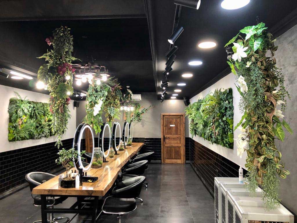 Interiordesign mit künstlichen Pflanzen
